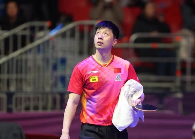 球迷们迫切 球迷们迫切