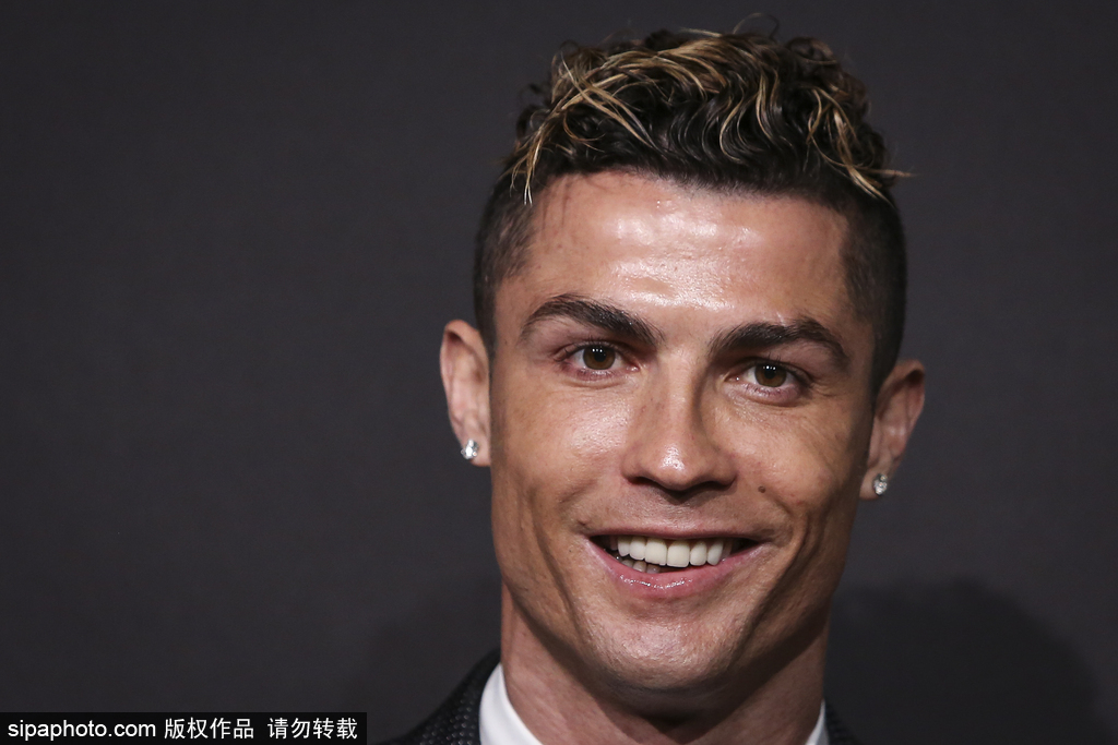 他再一次证 他再一次证